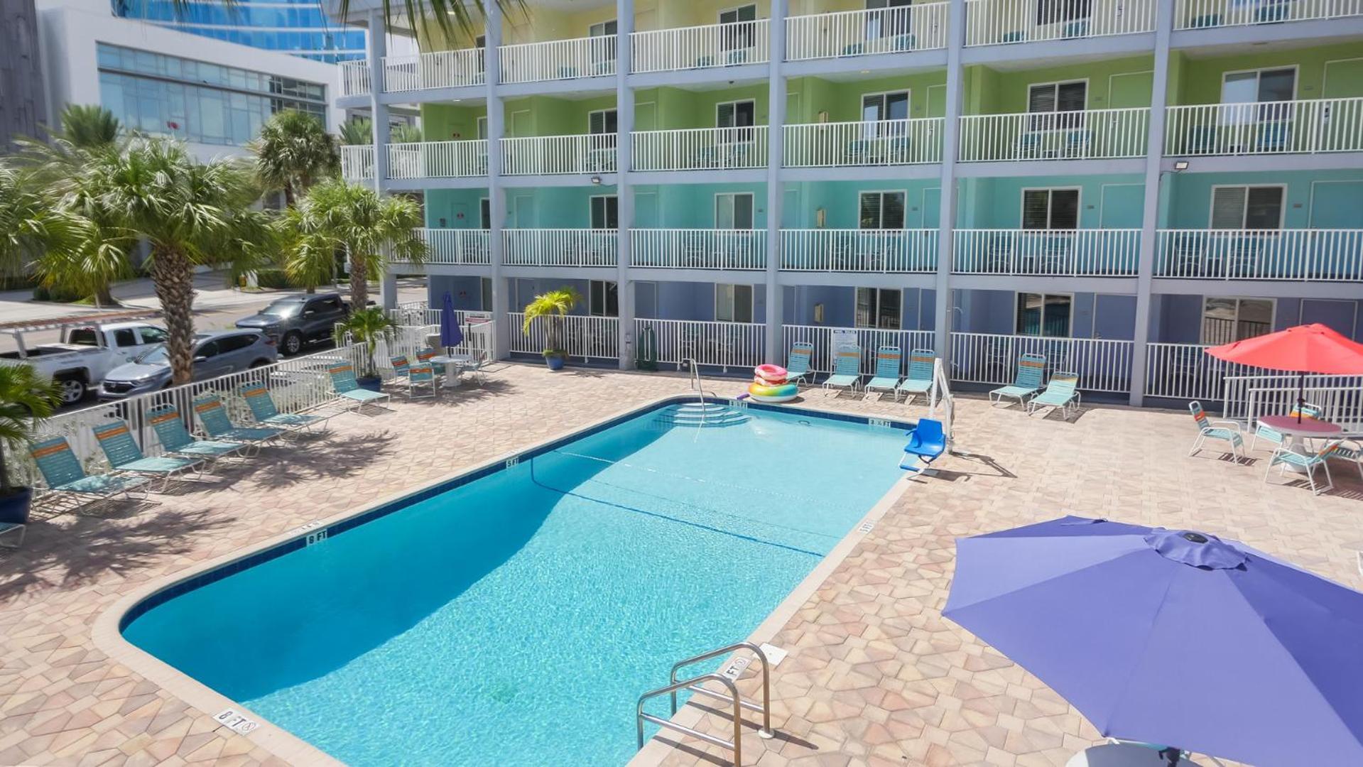 Pelican Pointe Hotel Clearwater Beach Exterior foto
